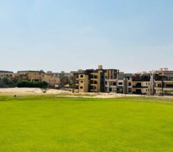 شقق للبيع في جولف سيتي العبور